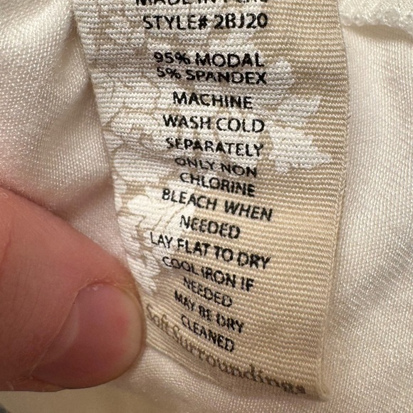 Soft Surroundings White Cutout Tank Top | Modal Spandex Sleeveless | Size Small - Picture 5 of 5